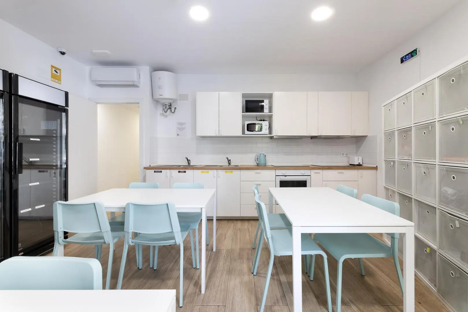 A Pousada Laresibcn Minimum 31 Nights Barcelona Espanha