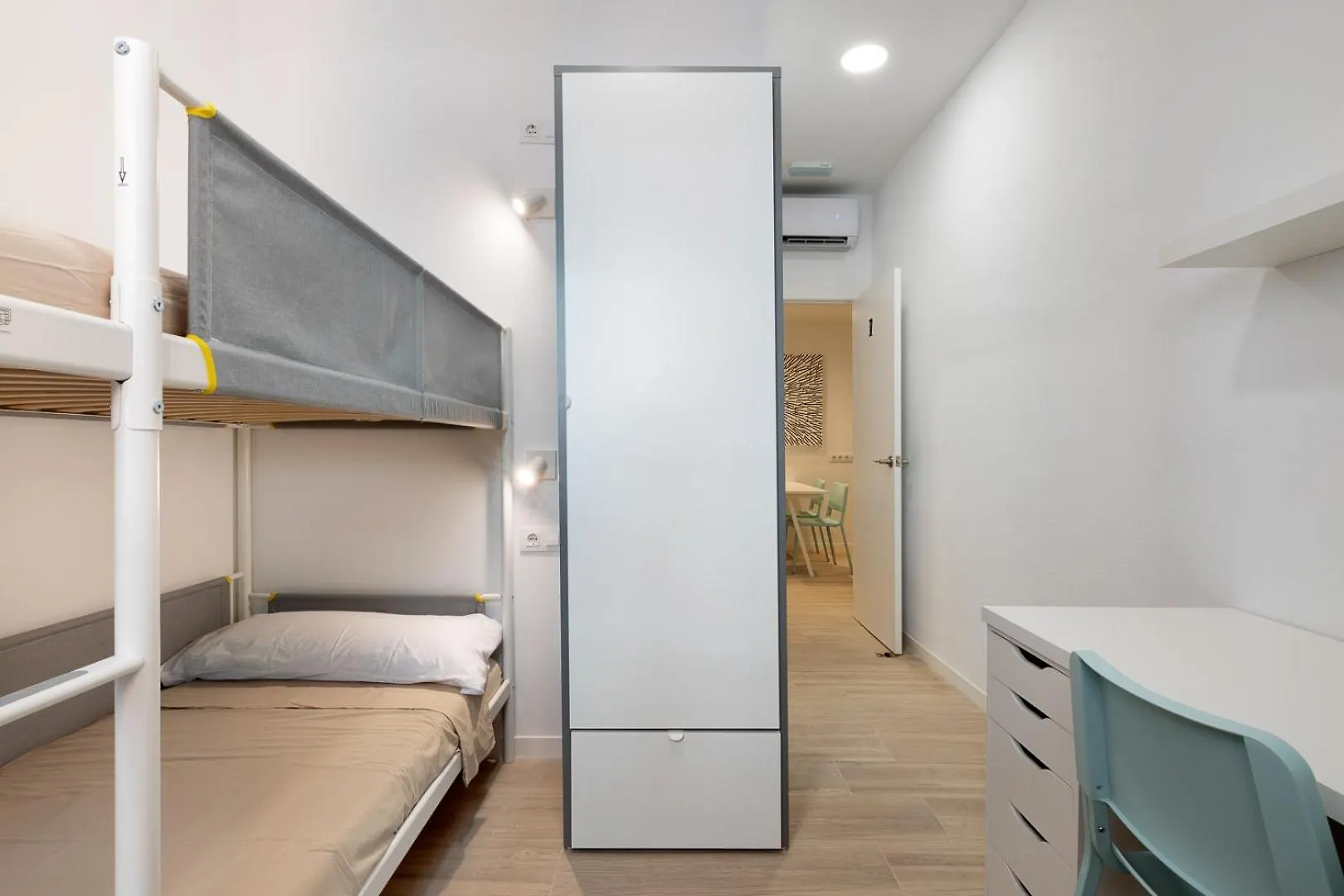 A Pousada Laresibcn Minimum 31 Nights Barcelona